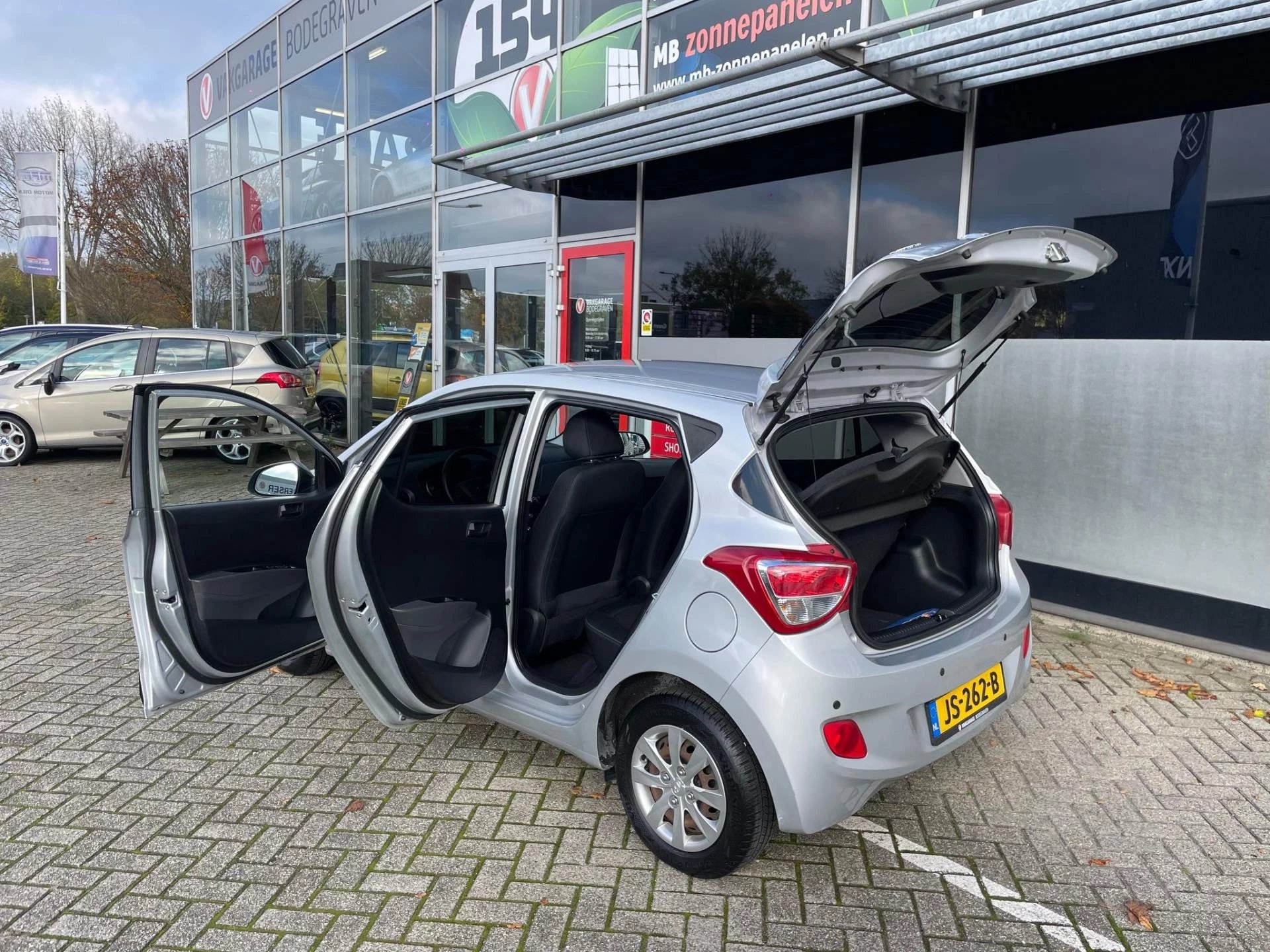 Hoofdafbeelding Hyundai i10