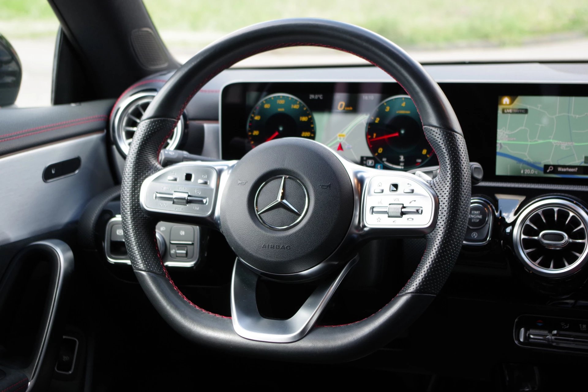 Hoofdafbeelding Mercedes-Benz CLA