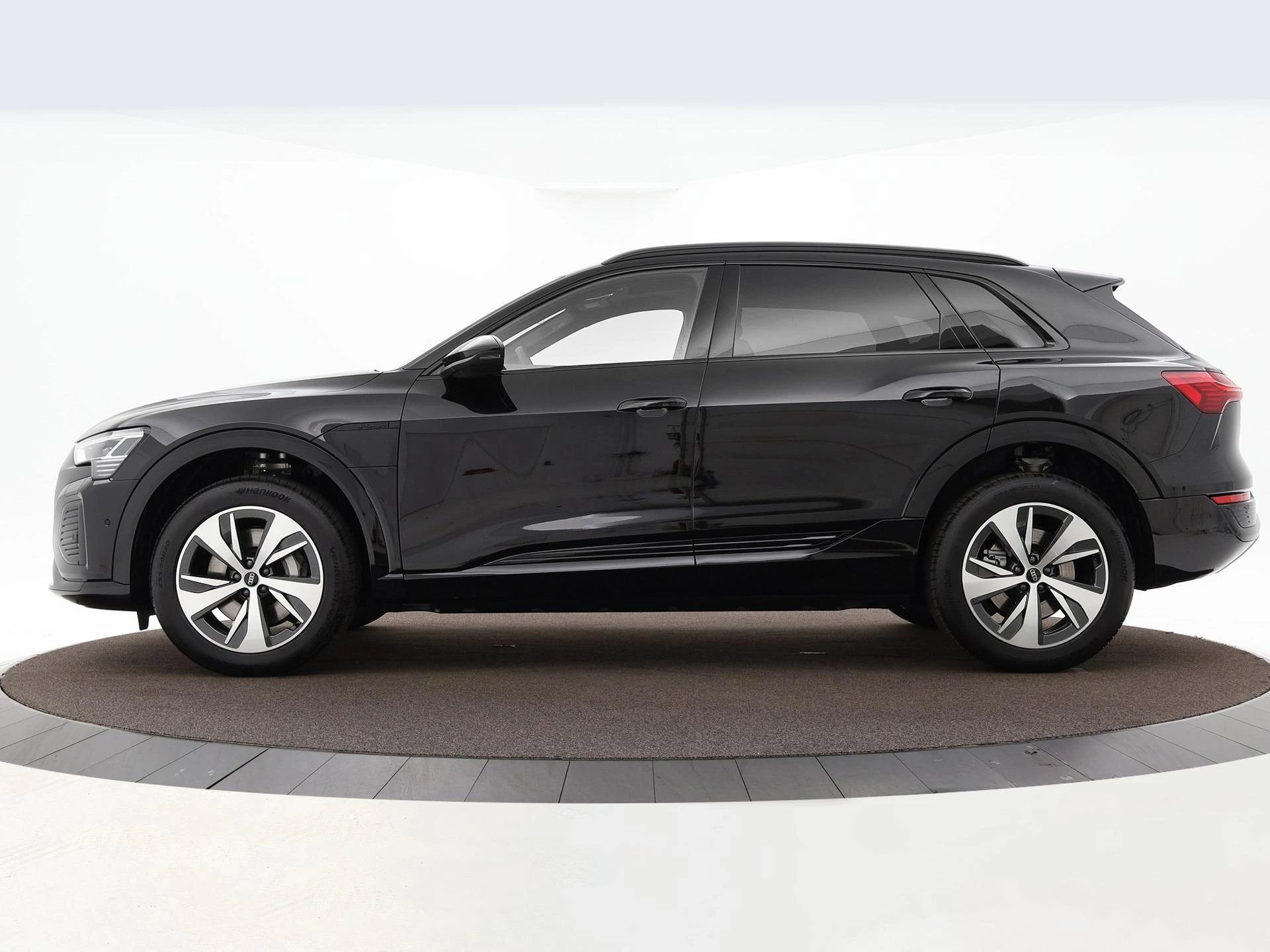 Hoofdafbeelding Audi Q8 e-tron