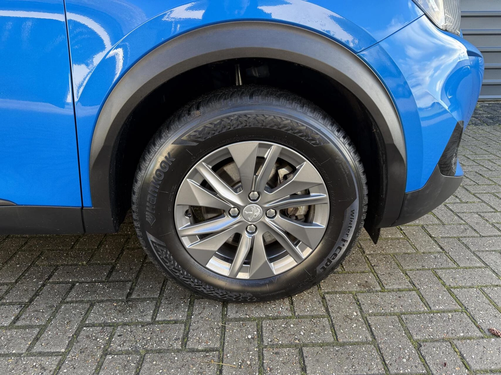 Hoofdafbeelding Peugeot e-2008