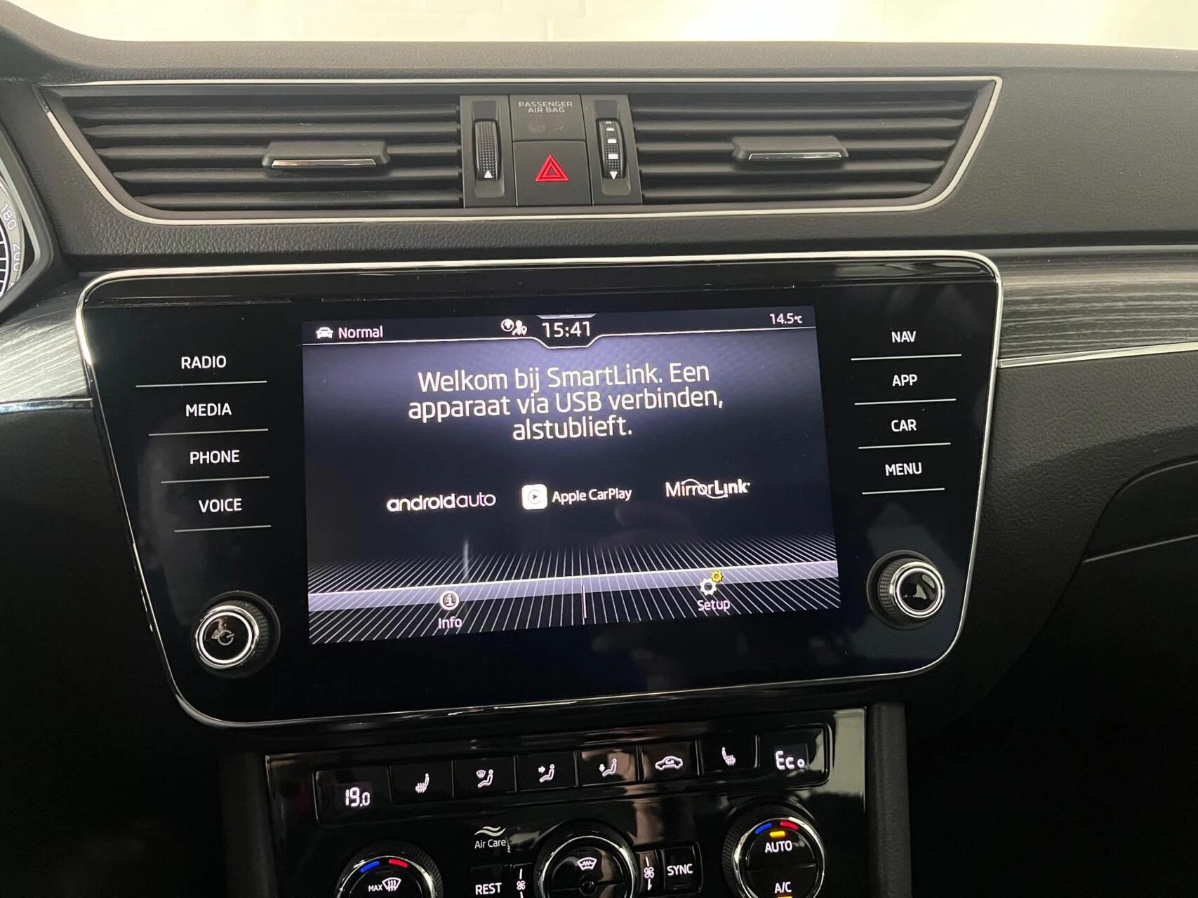 Hoofdafbeelding Škoda Superb