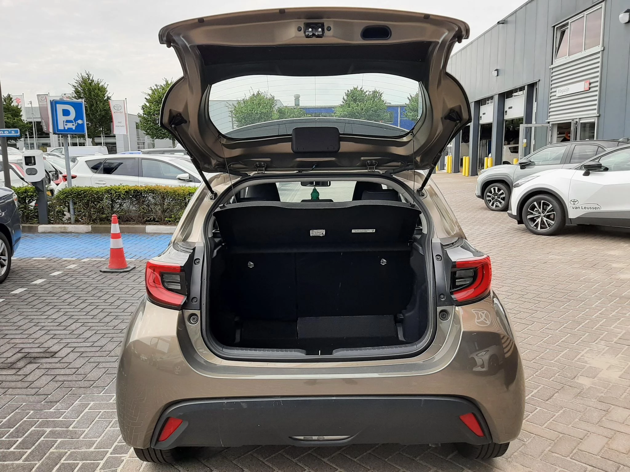 Hoofdafbeelding Toyota Yaris
