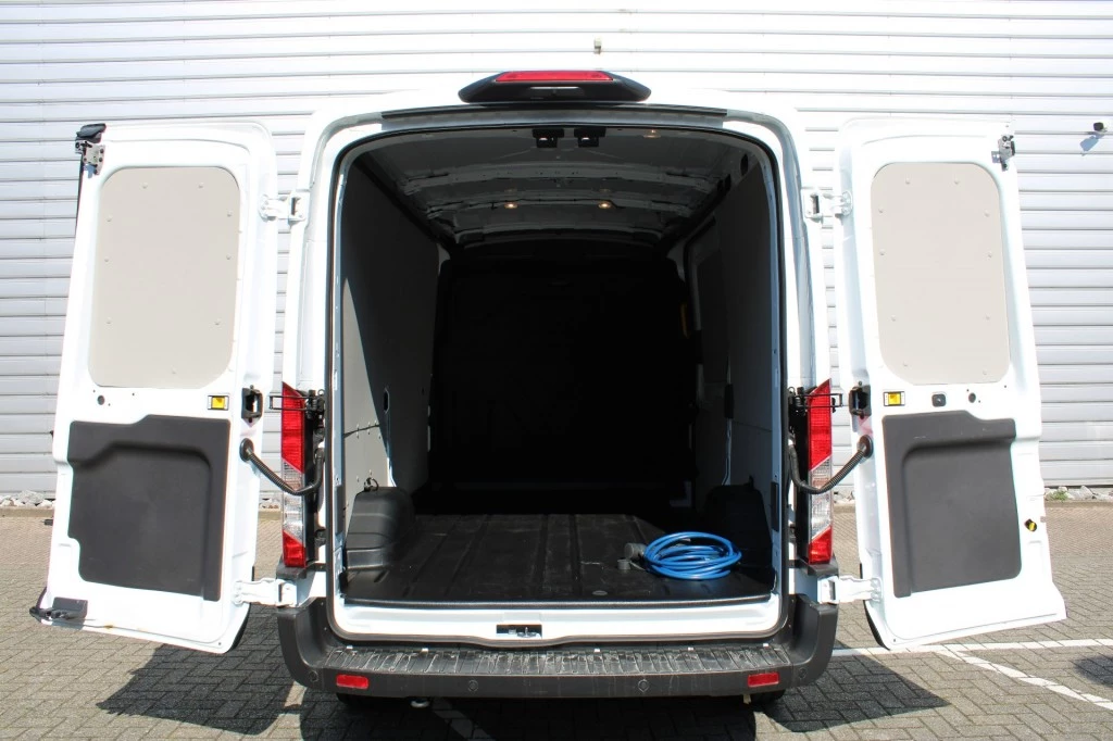 Hoofdafbeelding Ford E-Transit