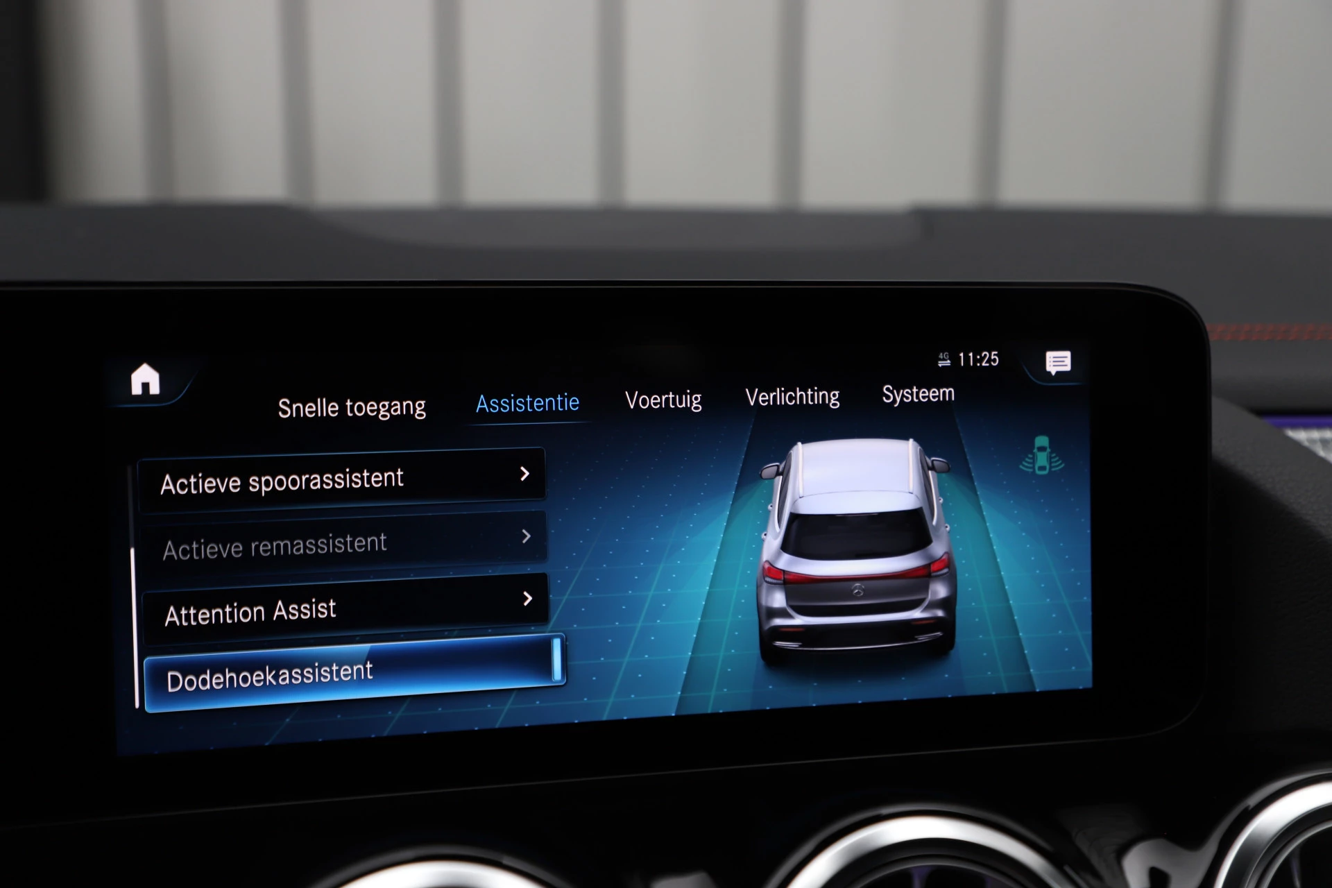 Hoofdafbeelding Mercedes-Benz EQA