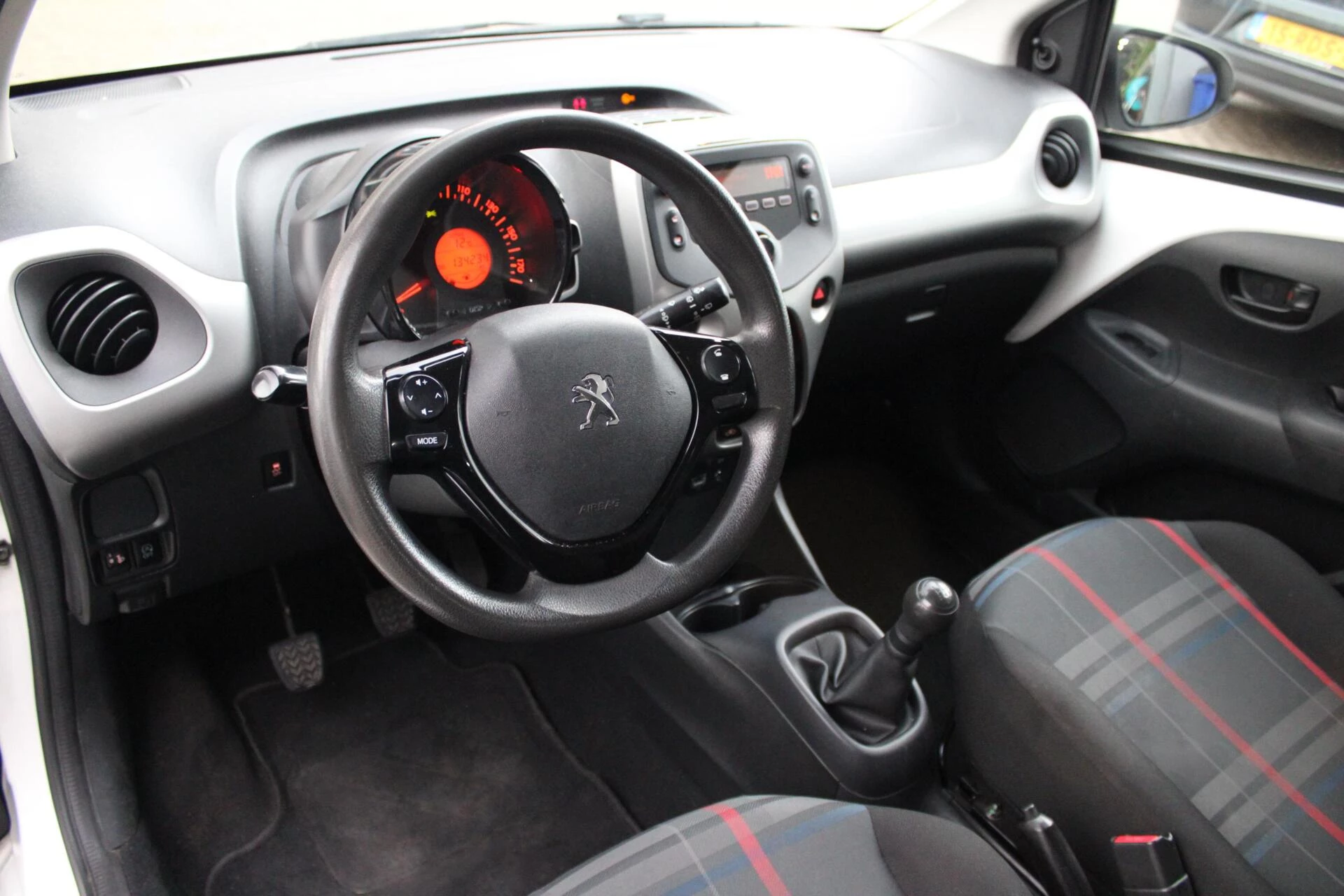 Hoofdafbeelding Peugeot 108