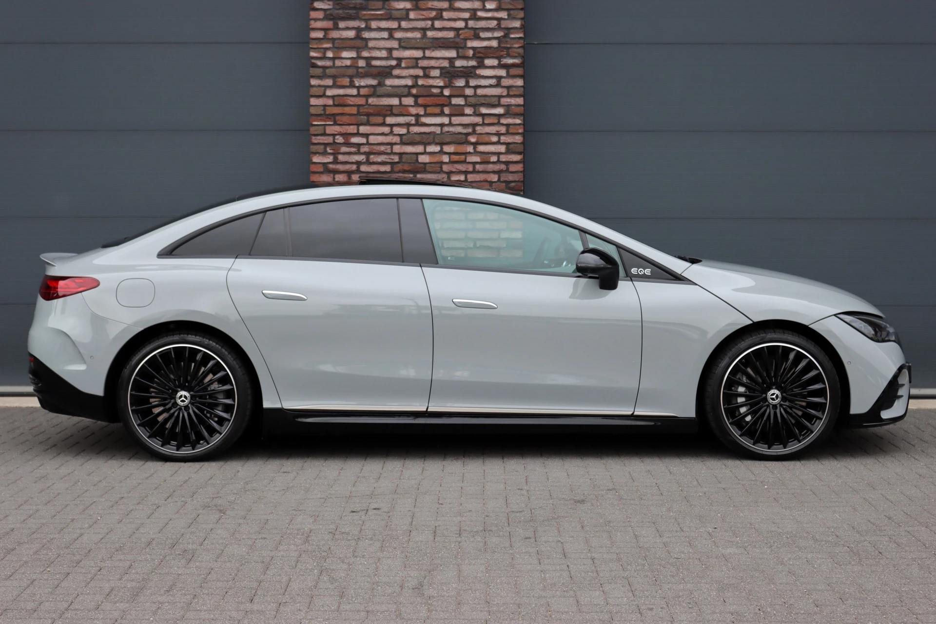 Hoofdafbeelding Mercedes-Benz EQE