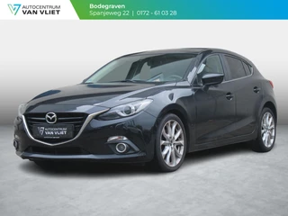 Mazda 3 2.0 GT-M | LEDEREN BEKLEDING | STOELVERWARMING | NAVIGATIE | DEALER ONDERHOUDEN |