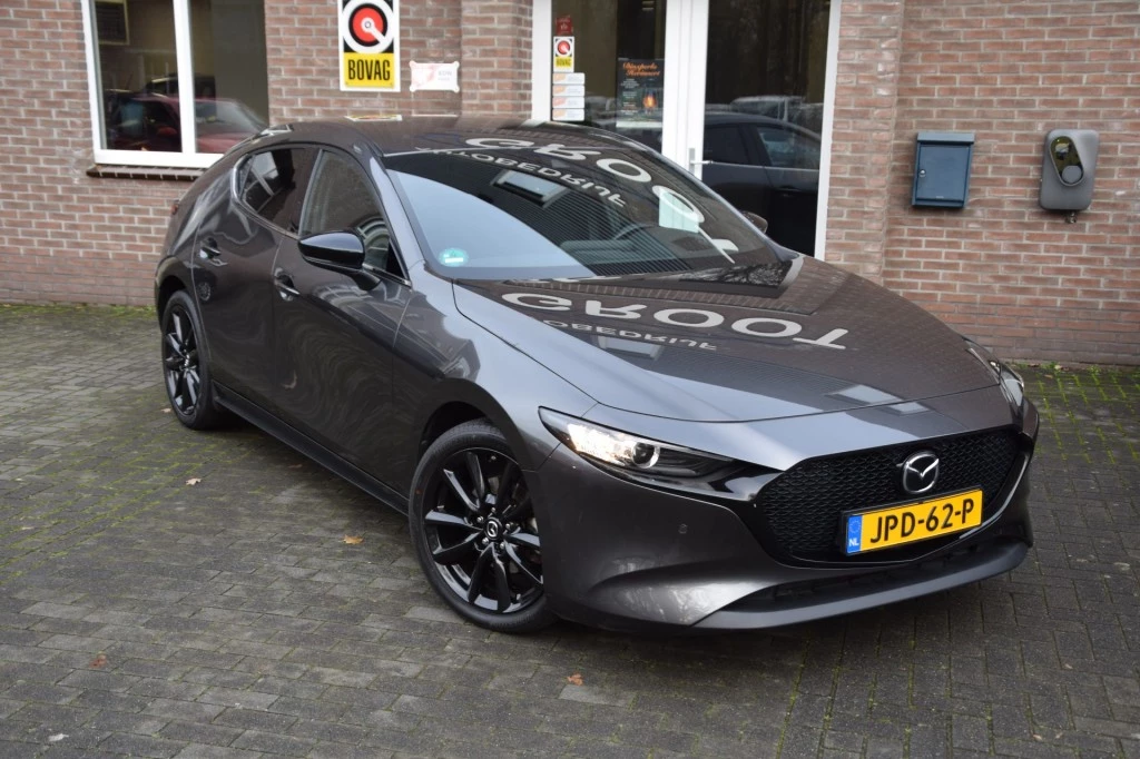 Hoofdafbeelding Mazda 3