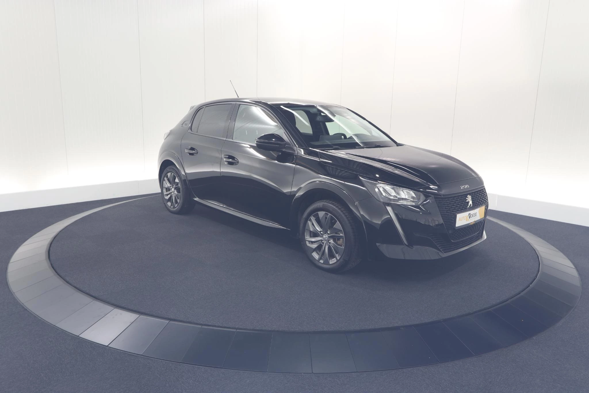 Hoofdafbeelding Peugeot e-208