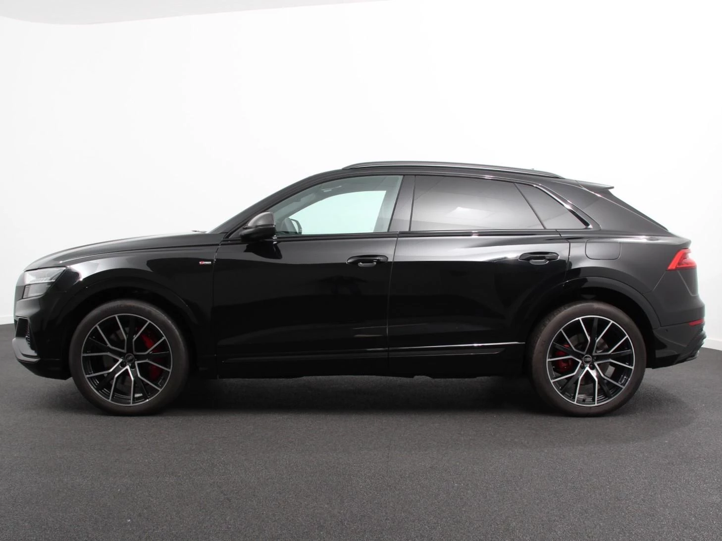 Hoofdafbeelding Audi Q8