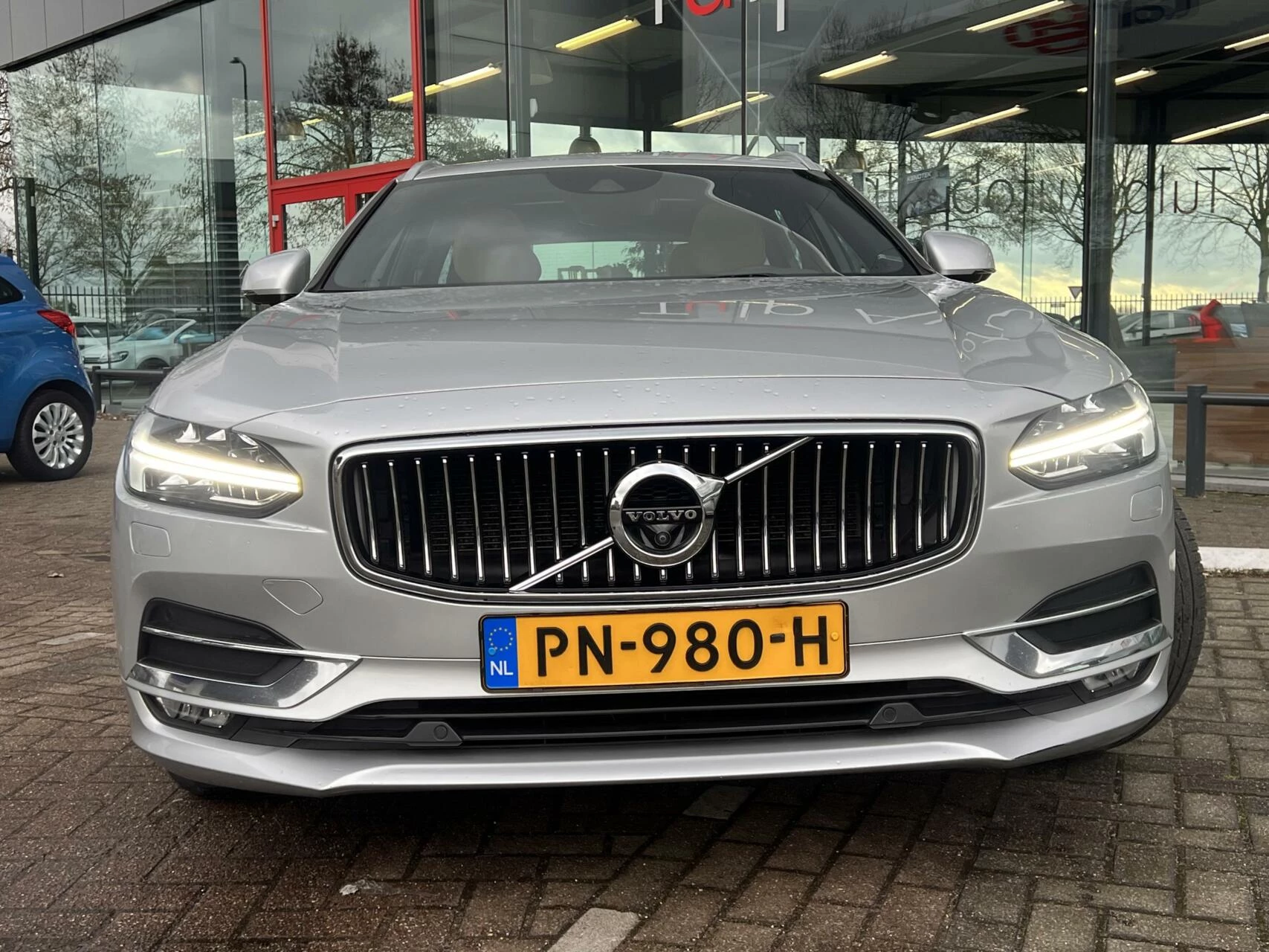 Hoofdafbeelding Volvo V90