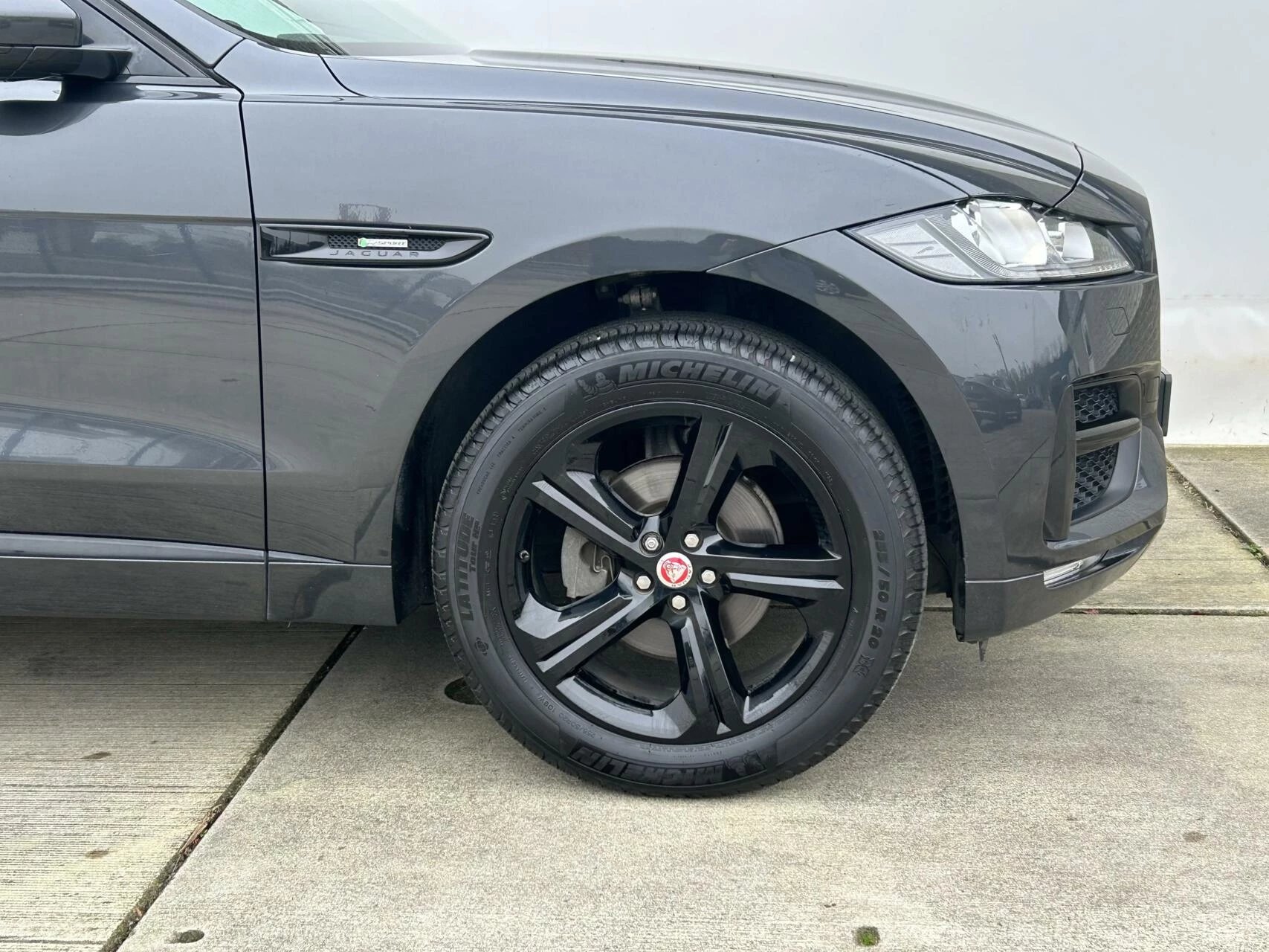 Hoofdafbeelding Jaguar F-PACE