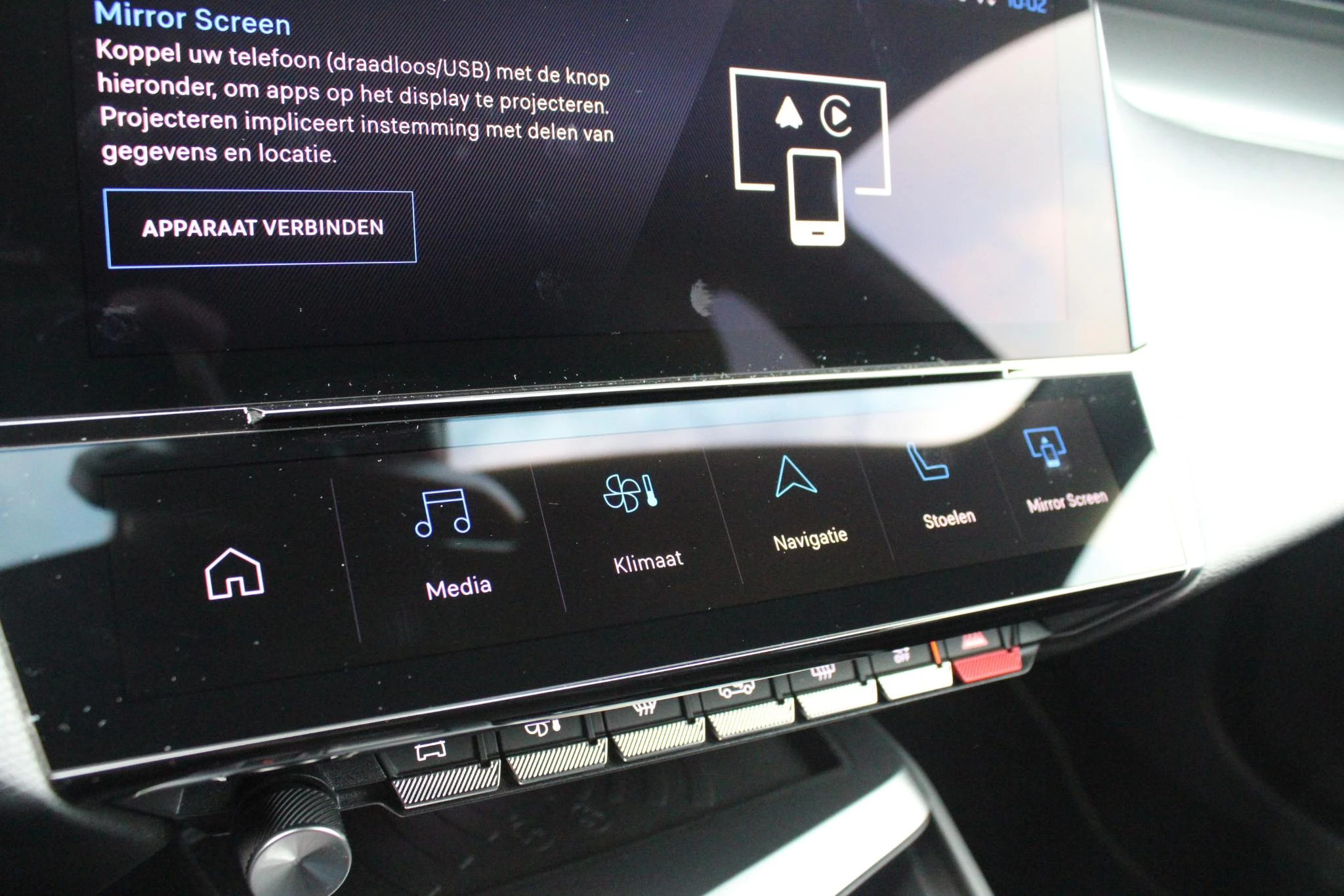 Hoofdafbeelding Peugeot 408