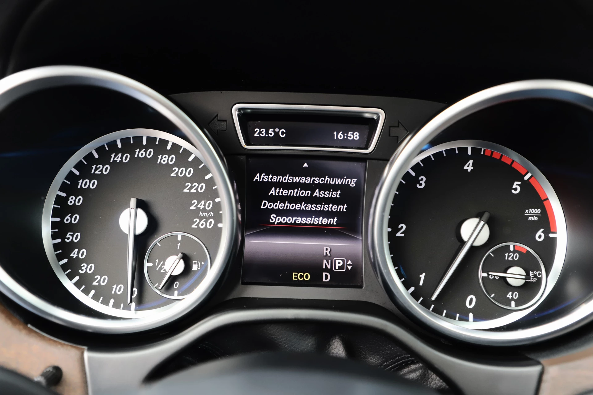 Hoofdafbeelding Mercedes-Benz M-Klasse
