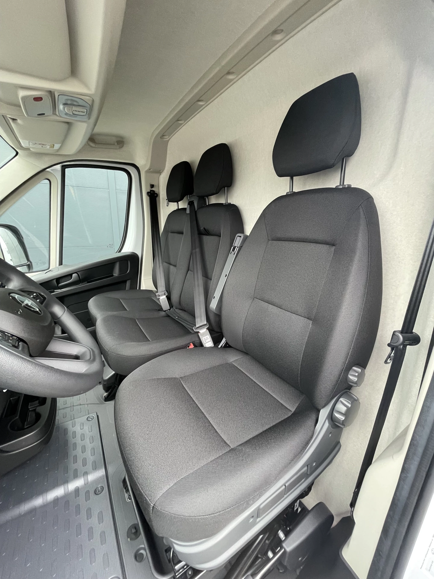 Hoofdafbeelding Opel Movano