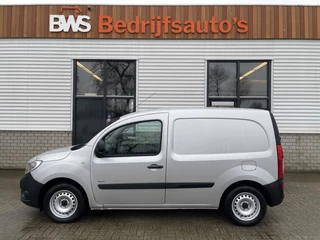 Hoofdafbeelding Mercedes-Benz Citan Mercedes-Benz Citan 108 CDI BlueEFFICIENCY Business Professional / vaste prijs rijklaar € 9.950 ex btw / lease vanaf € 200 / airco / ramen rondom / zilver metallic / pdc achter !