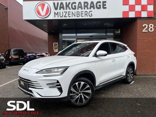 Hoofdafbeelding BYD SEAL U BYD SEAL U 1.5 DM-i FWD Boost // 360 CAMERA+SENSOREN // SCHUIF-KANTELDAK // LEDER+ELEK. STOELEN // DODEHOEK // KEYLESS // STOELVERWARMING-KOELING // NIEUWE AUTO!!!