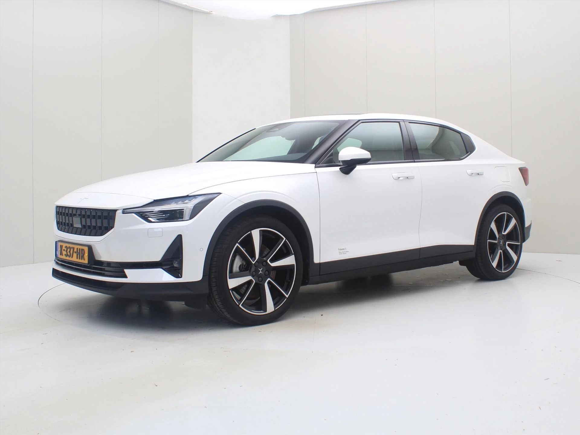 Hoofdafbeelding Polestar 2