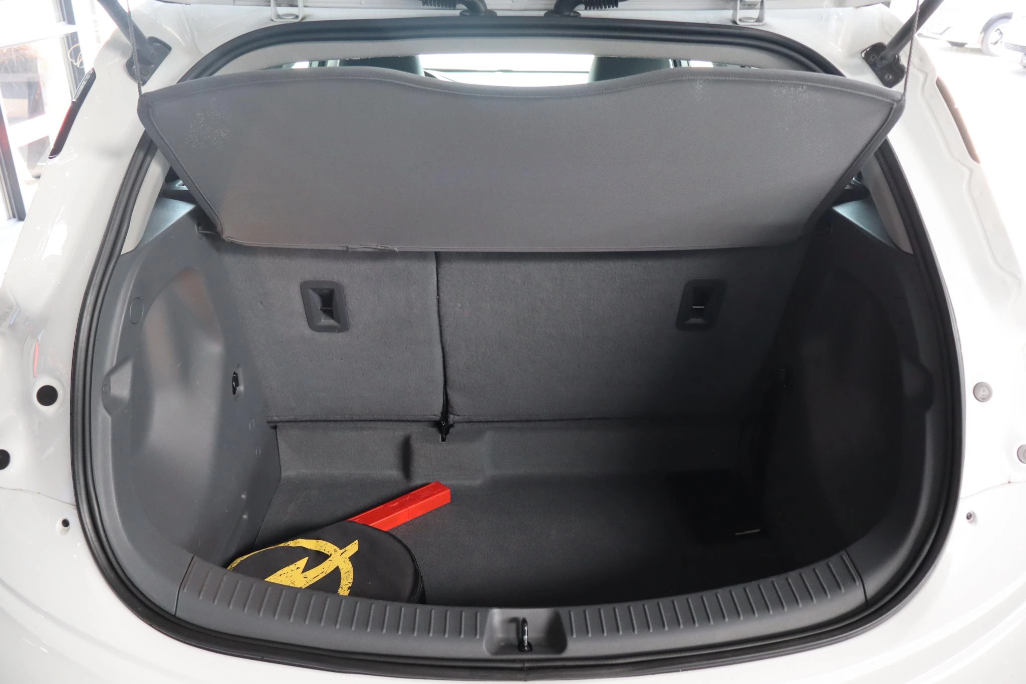 Hoofdafbeelding Opel Ampera-e