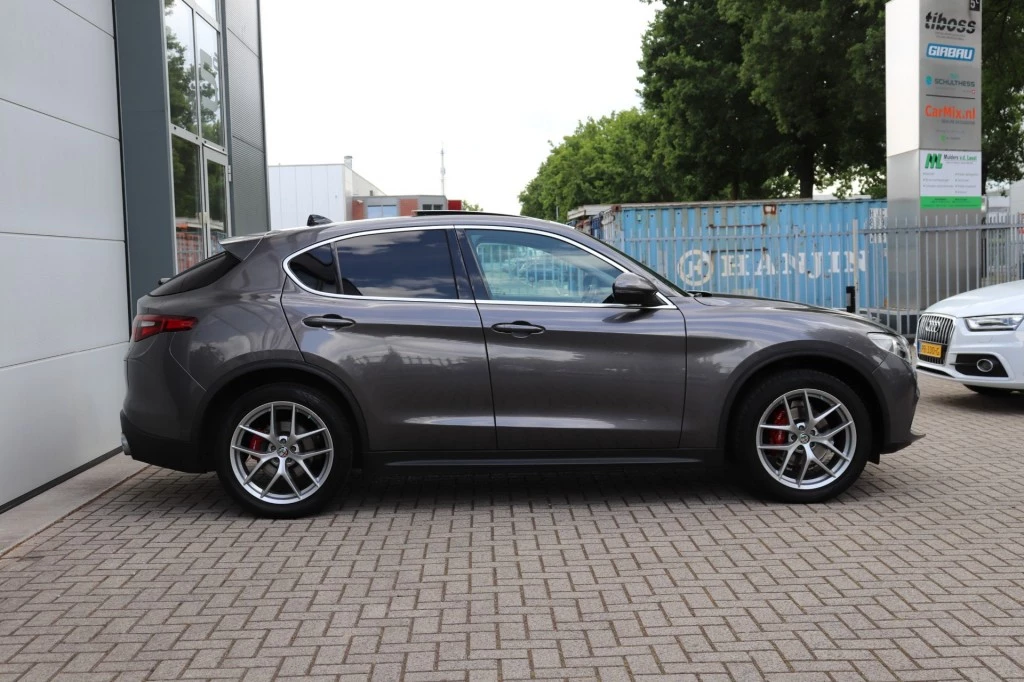 Hoofdafbeelding Alfa Romeo Stelvio