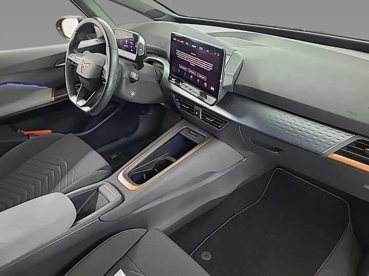 Hoofdafbeelding CUPRA Born