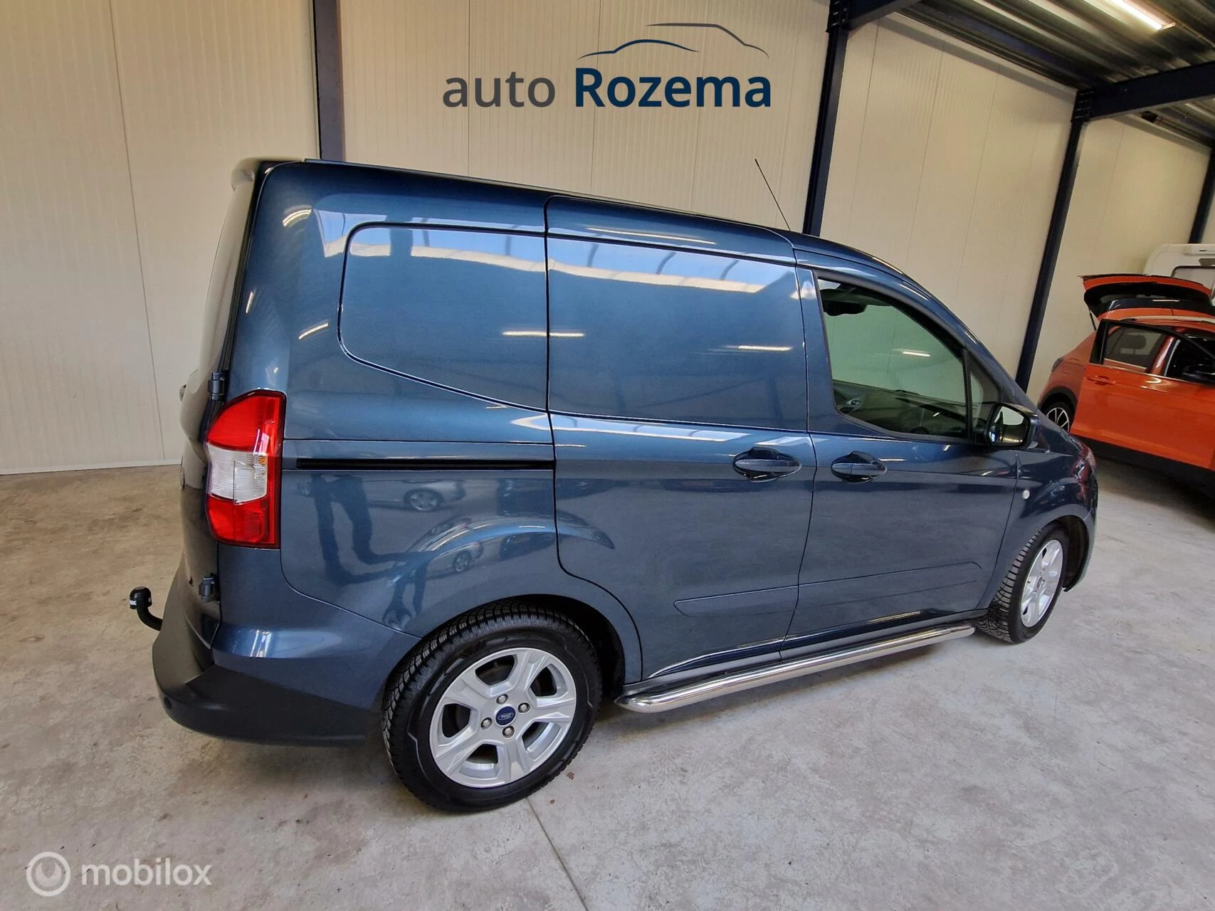 Hoofdafbeelding Ford Transit Courier