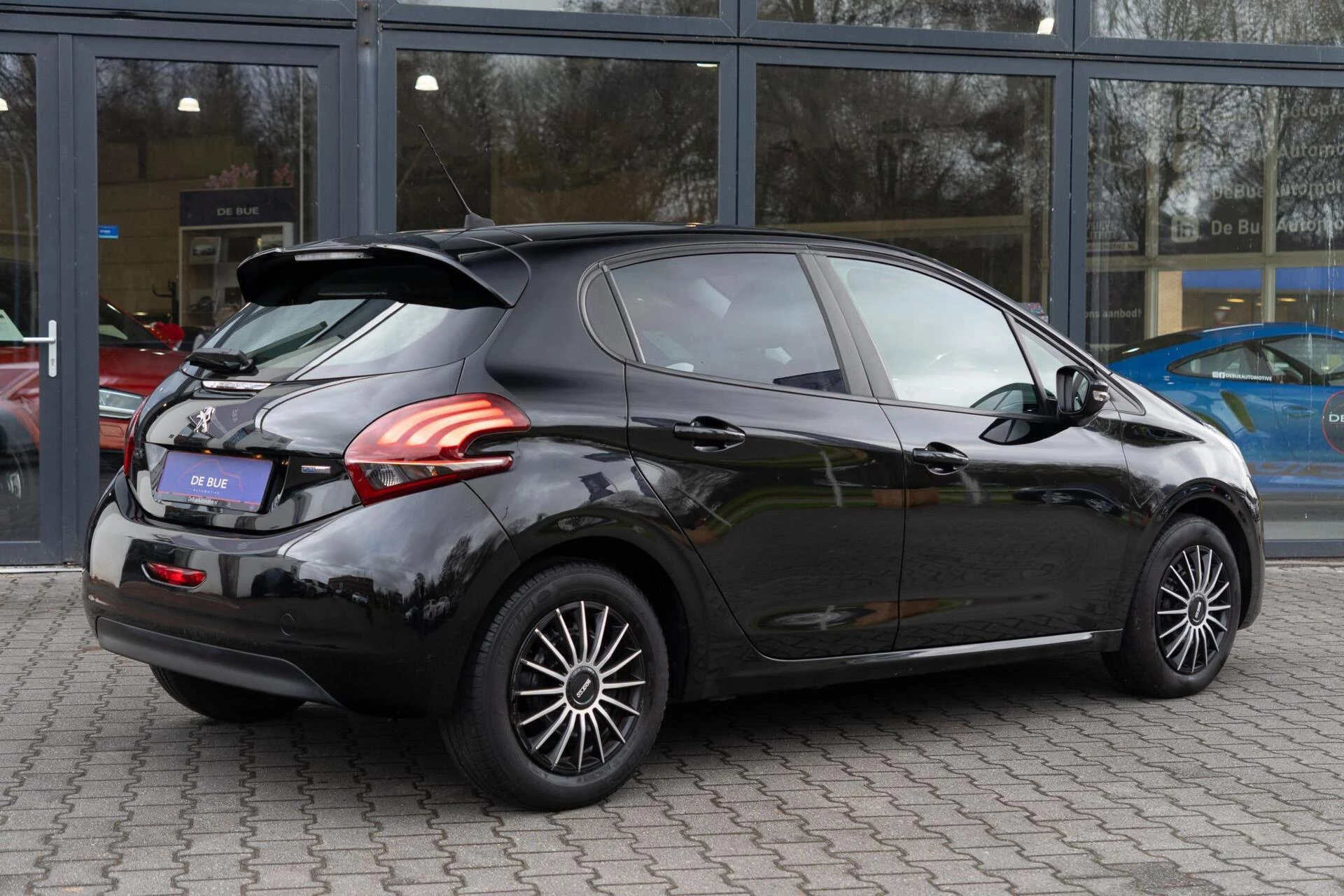 Hoofdafbeelding Peugeot 208