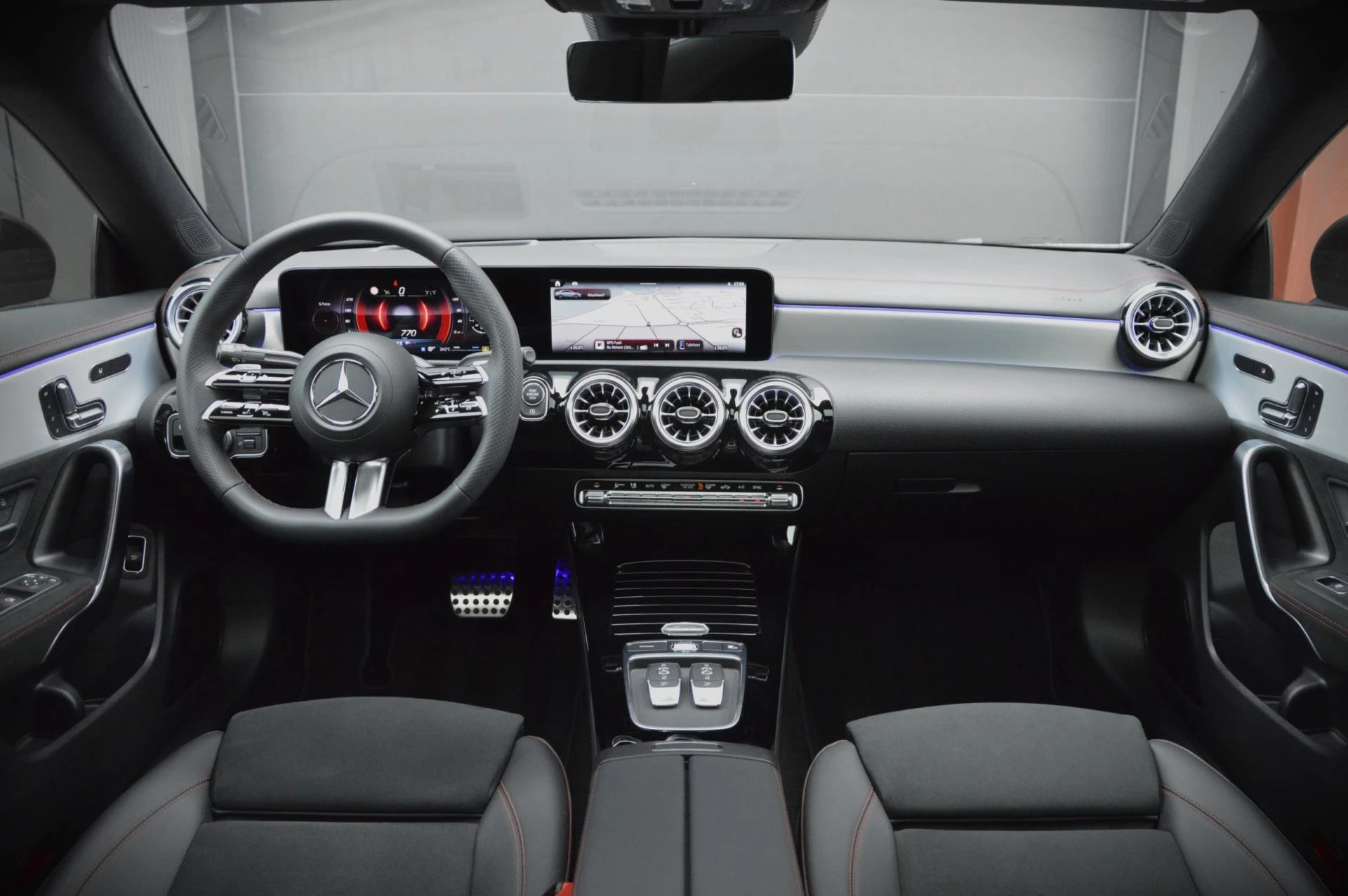 Hoofdafbeelding Mercedes-Benz CLA