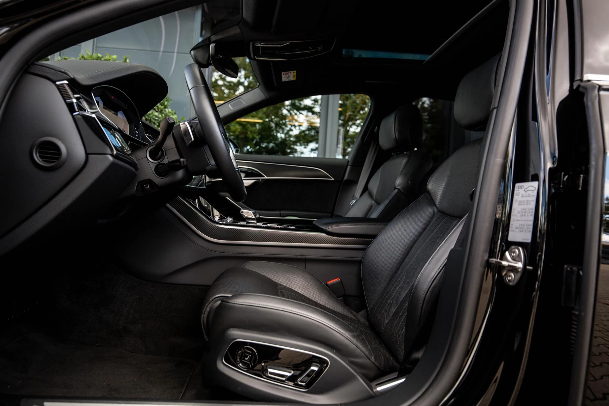 Hoofdafbeelding Audi A8