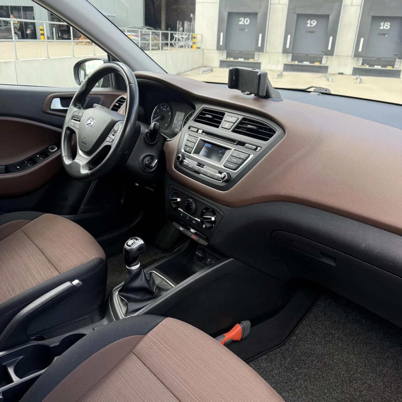 Hoofdafbeelding Hyundai i20