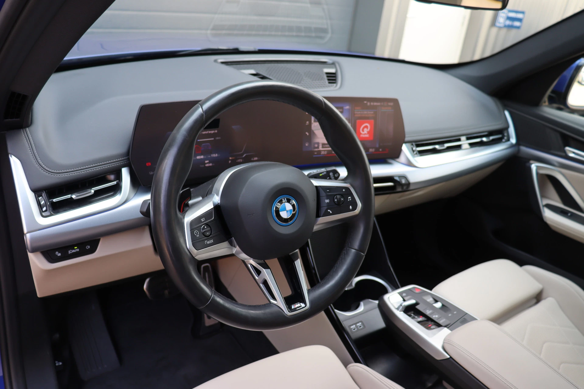 Hoofdafbeelding BMW iX1