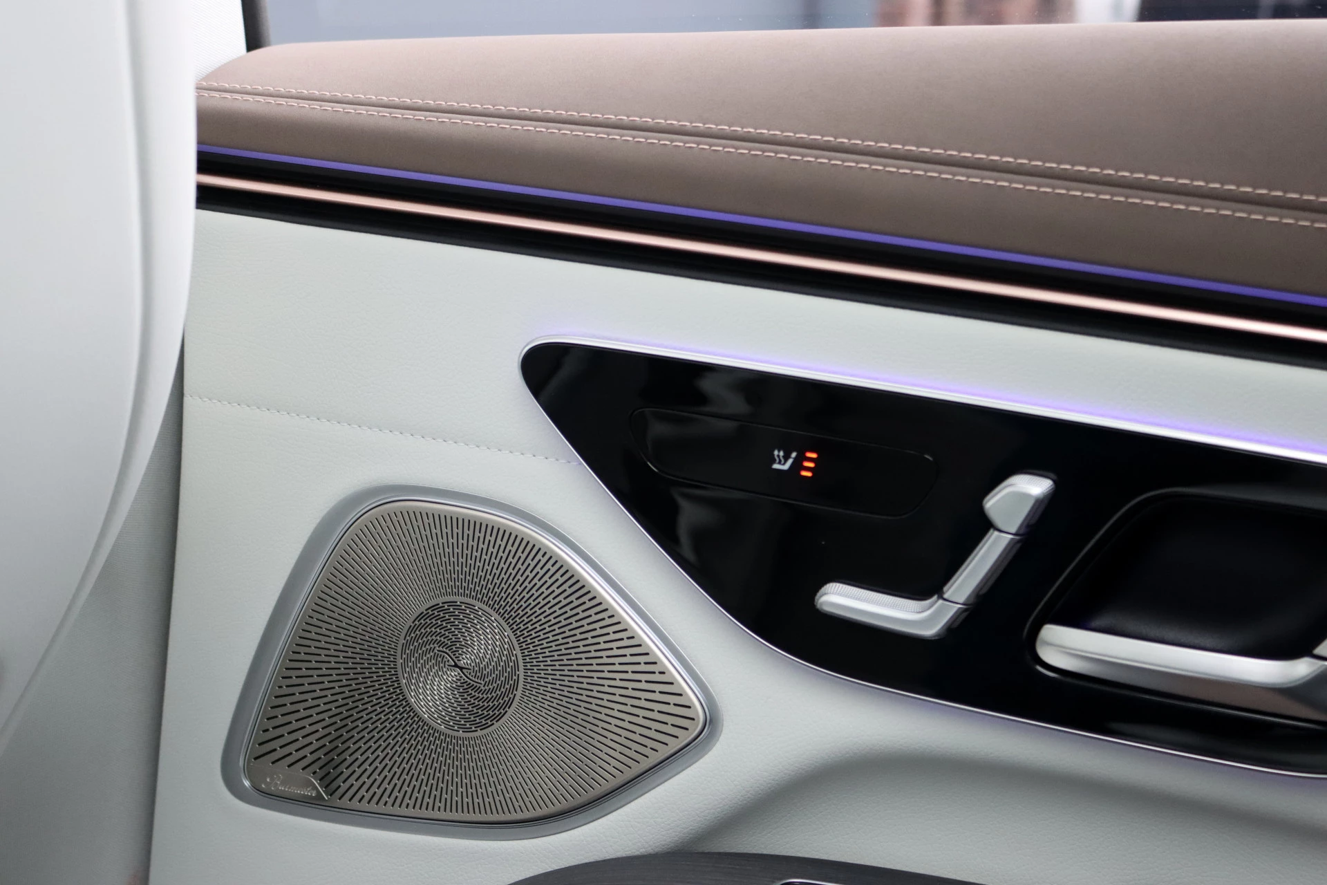 Hoofdafbeelding Mercedes-Benz EQS