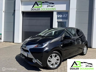 Hoofdafbeelding Toyota Aygo Toyota Aygo 1.0 VVT-i x-play Limited unieke uitvoering - apk