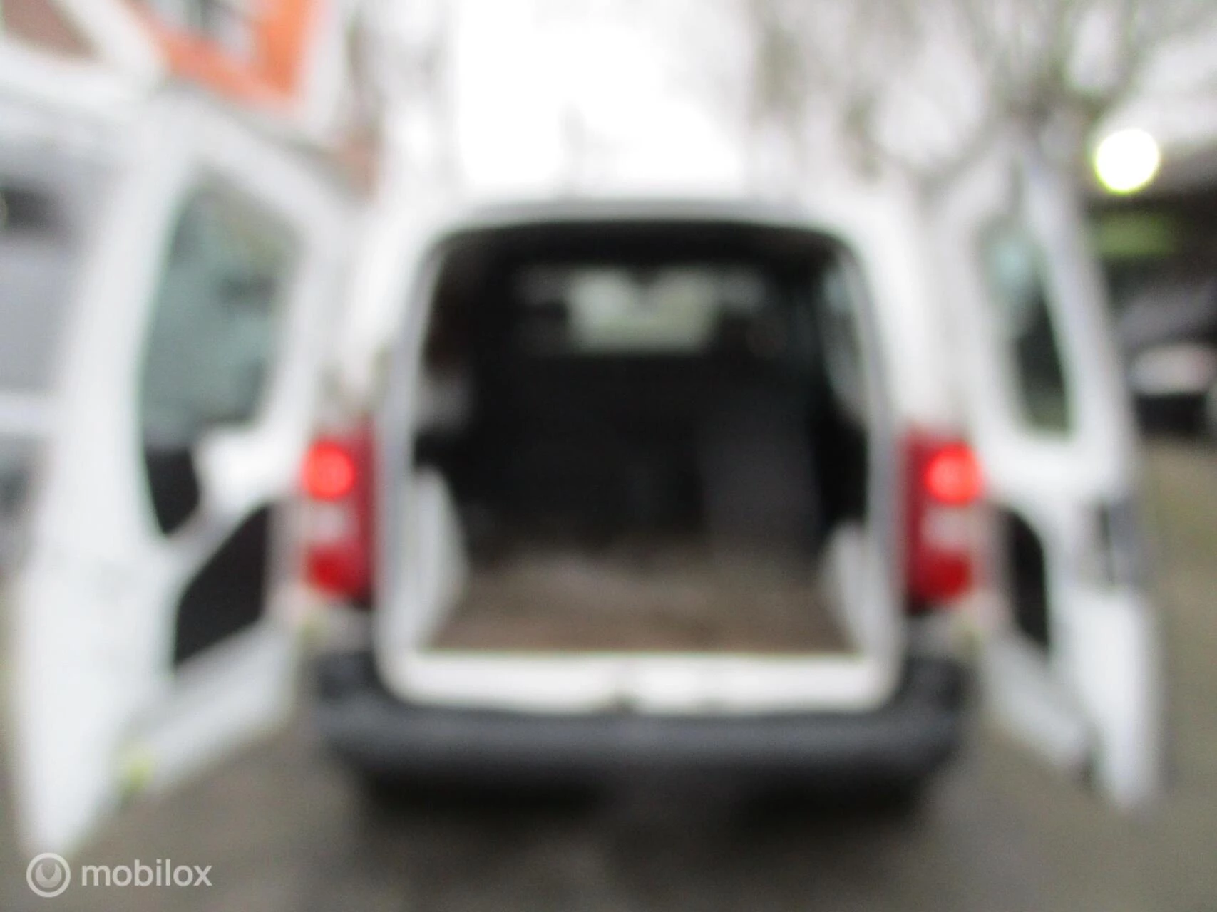 Hoofdafbeelding Peugeot Partner