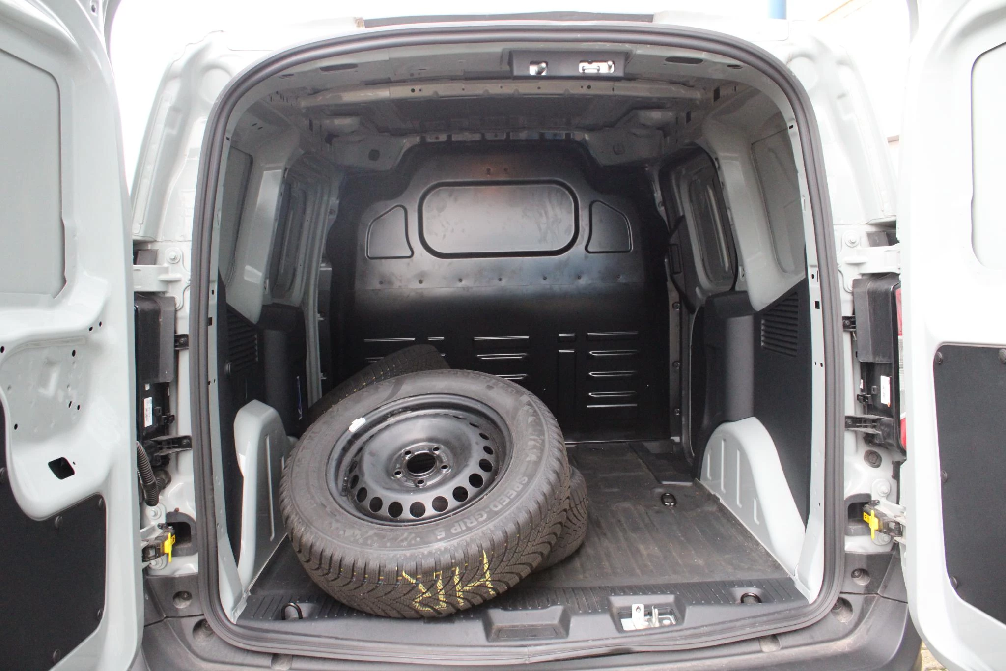 Hoofdafbeelding Ford Transit Courier