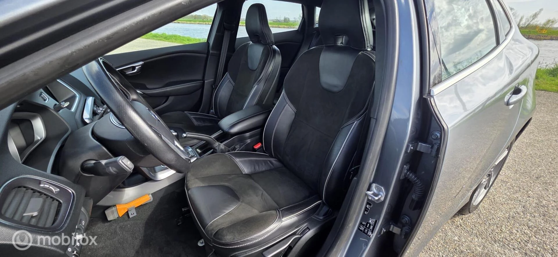 Hoofdafbeelding Volvo V40