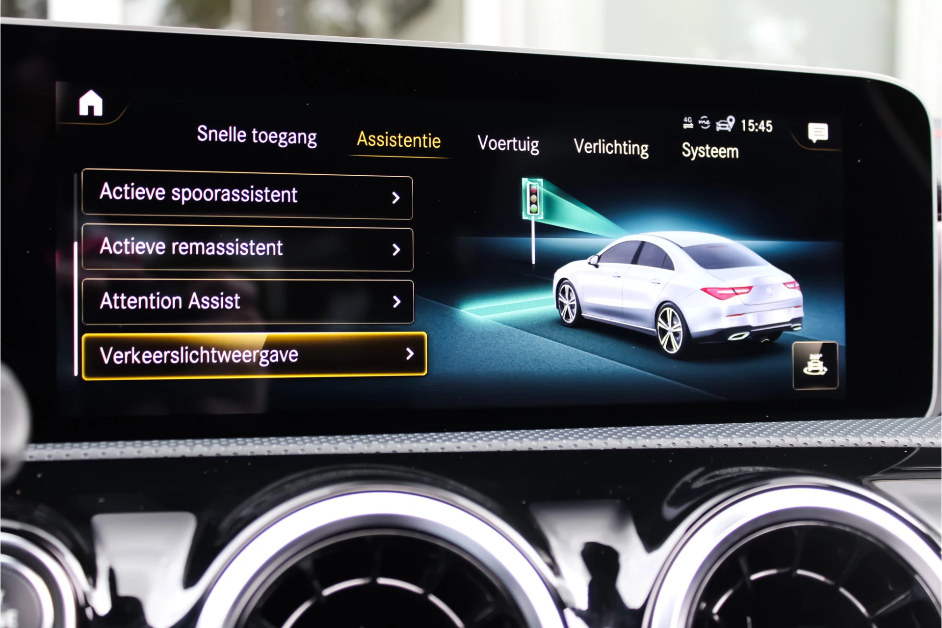 Hoofdafbeelding Mercedes-Benz CLA