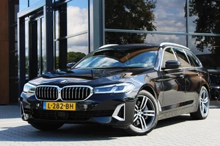 BMW 5-serie Touring 530e High Executive | ACC | Pano | Trekhaak