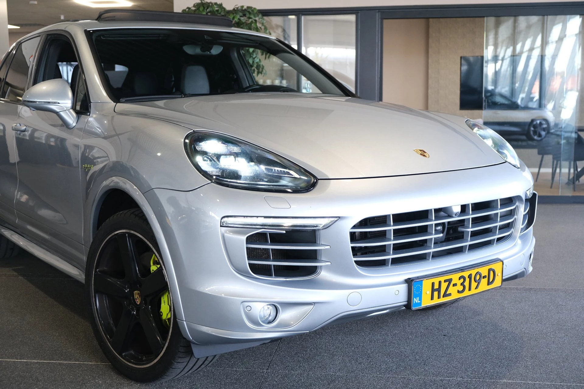 Hoofdafbeelding Porsche Cayenne