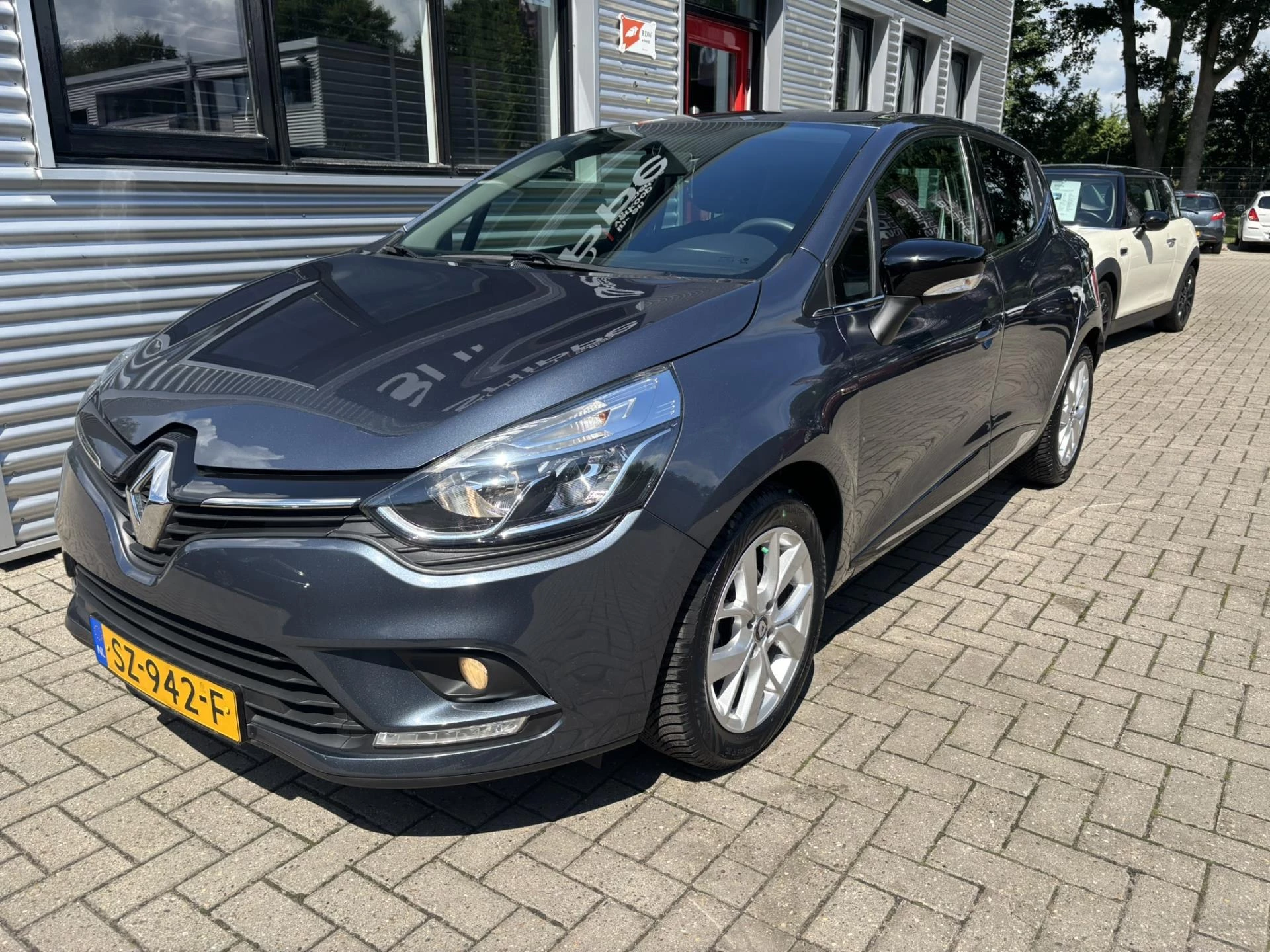 Hoofdafbeelding Renault Clio