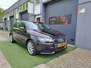 Audi A1 Sportback 1.2 TFSI Attraction 2013 5DRS PDC NAVI