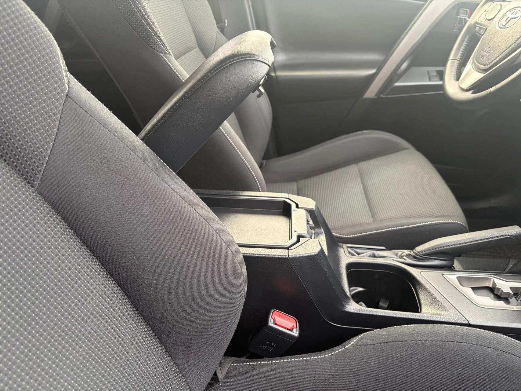 Hoofdafbeelding Toyota RAV4