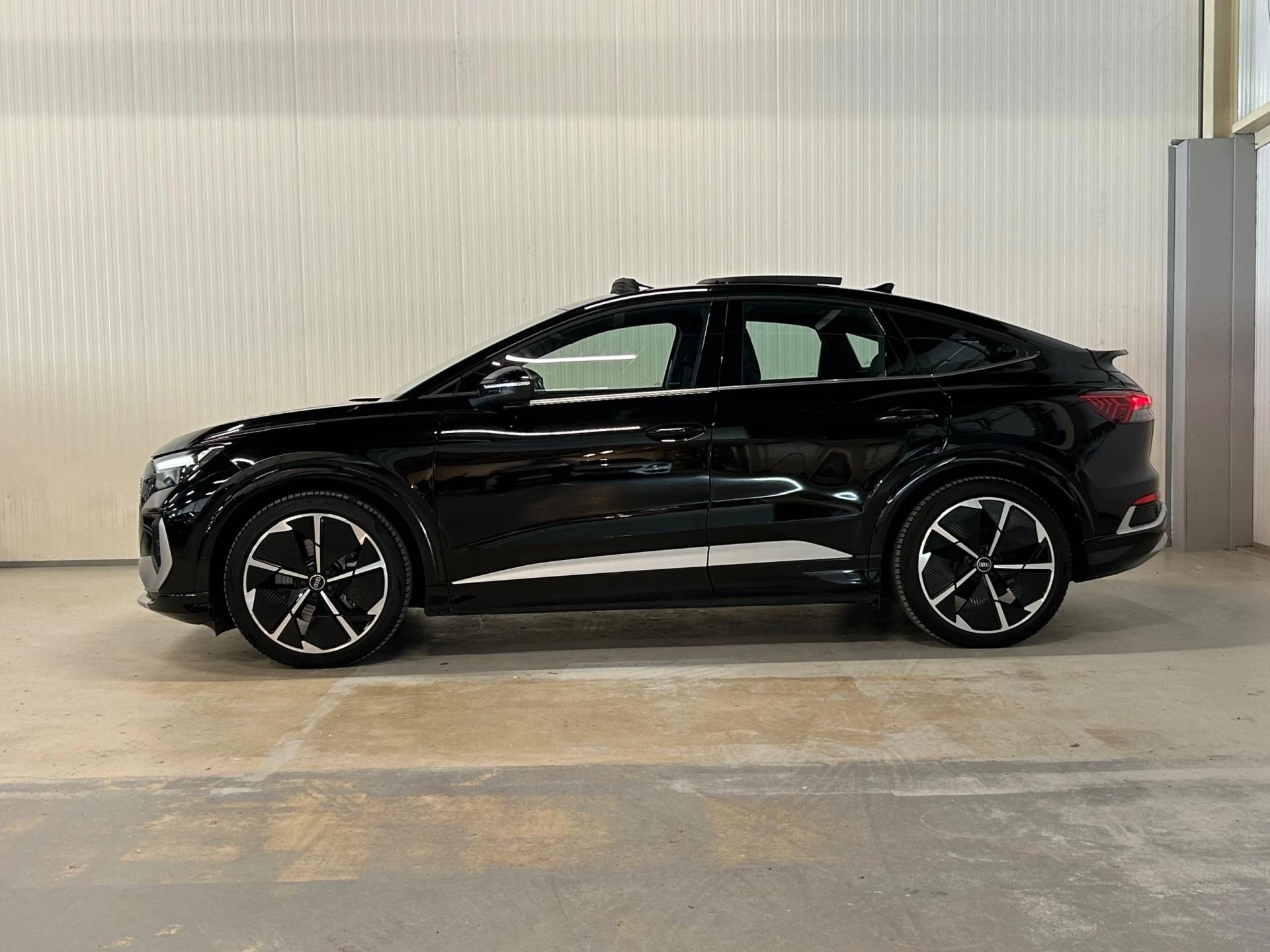 Hoofdafbeelding Audi Q4 e-tron