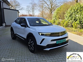 Hoofdafbeelding Opel Mokka-e Opel Mokka-e Elegance 50kWh 2024 | 7.496 km | Nieuwstaat !