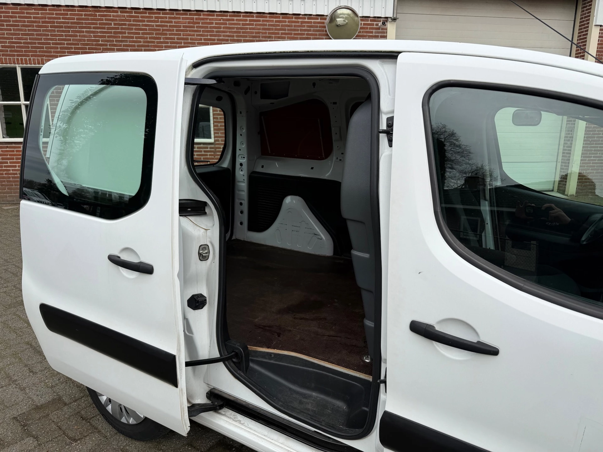 Hoofdafbeelding Peugeot Partner