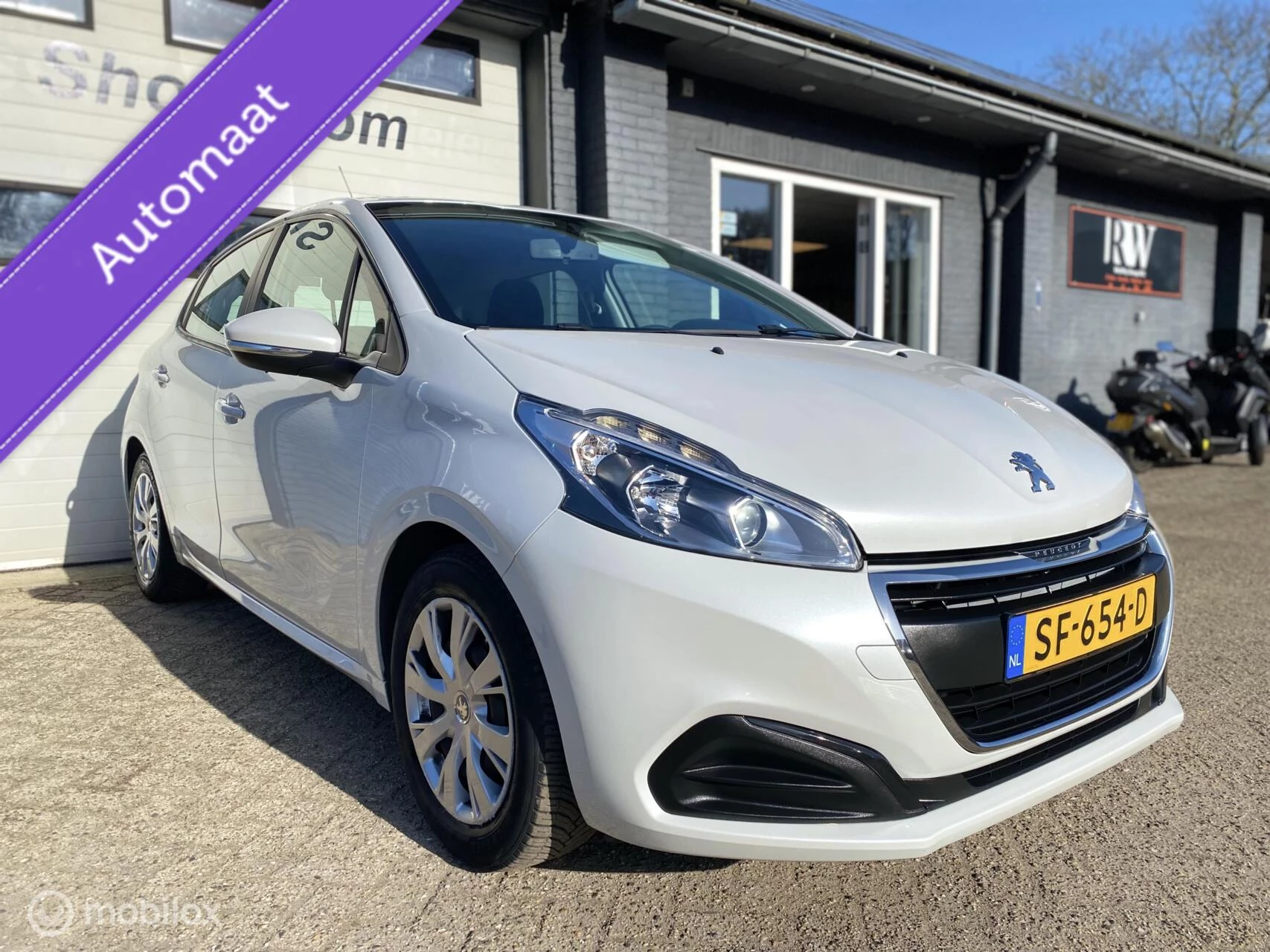 Hoofdafbeelding Peugeot 208