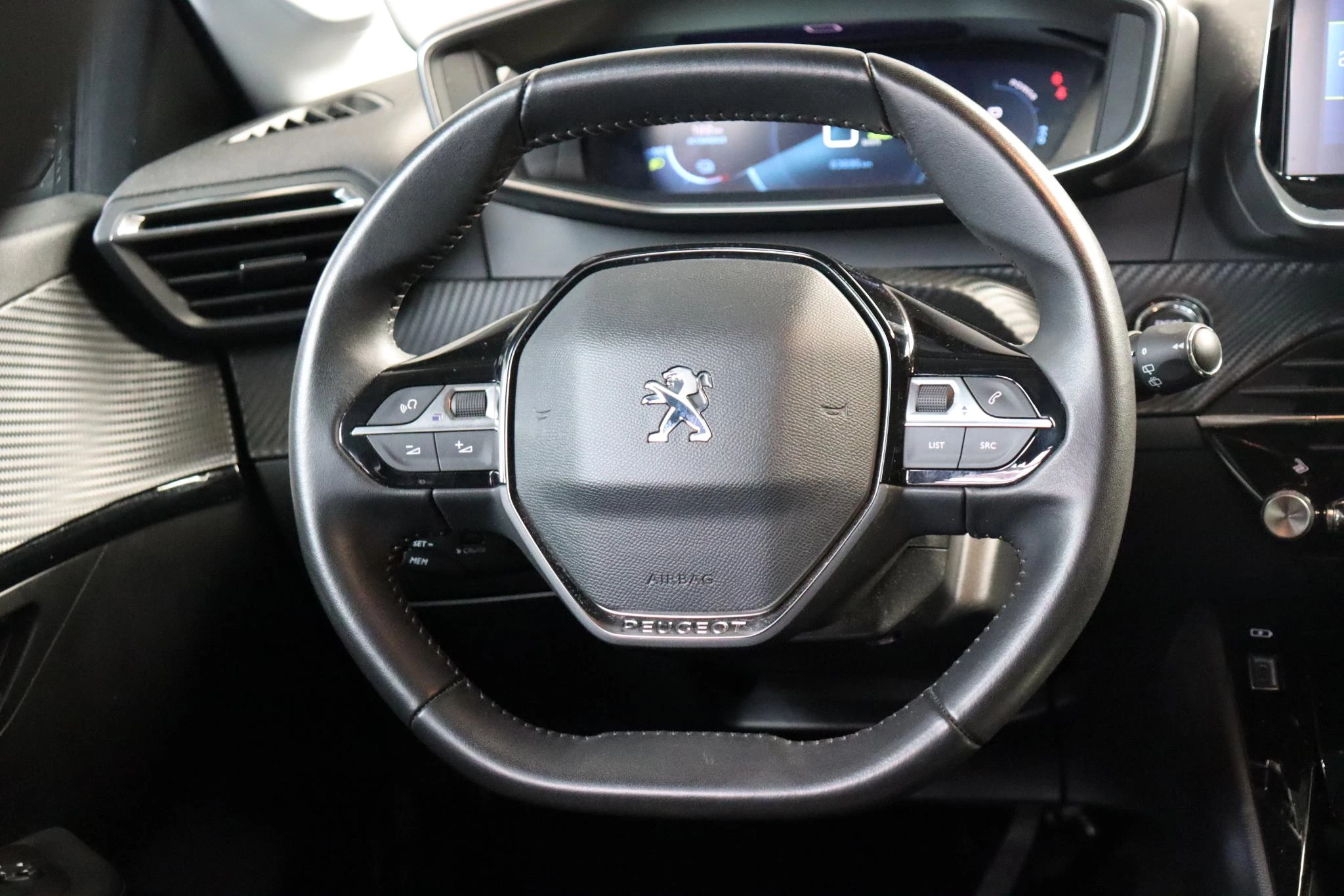 Hoofdafbeelding Peugeot e-208