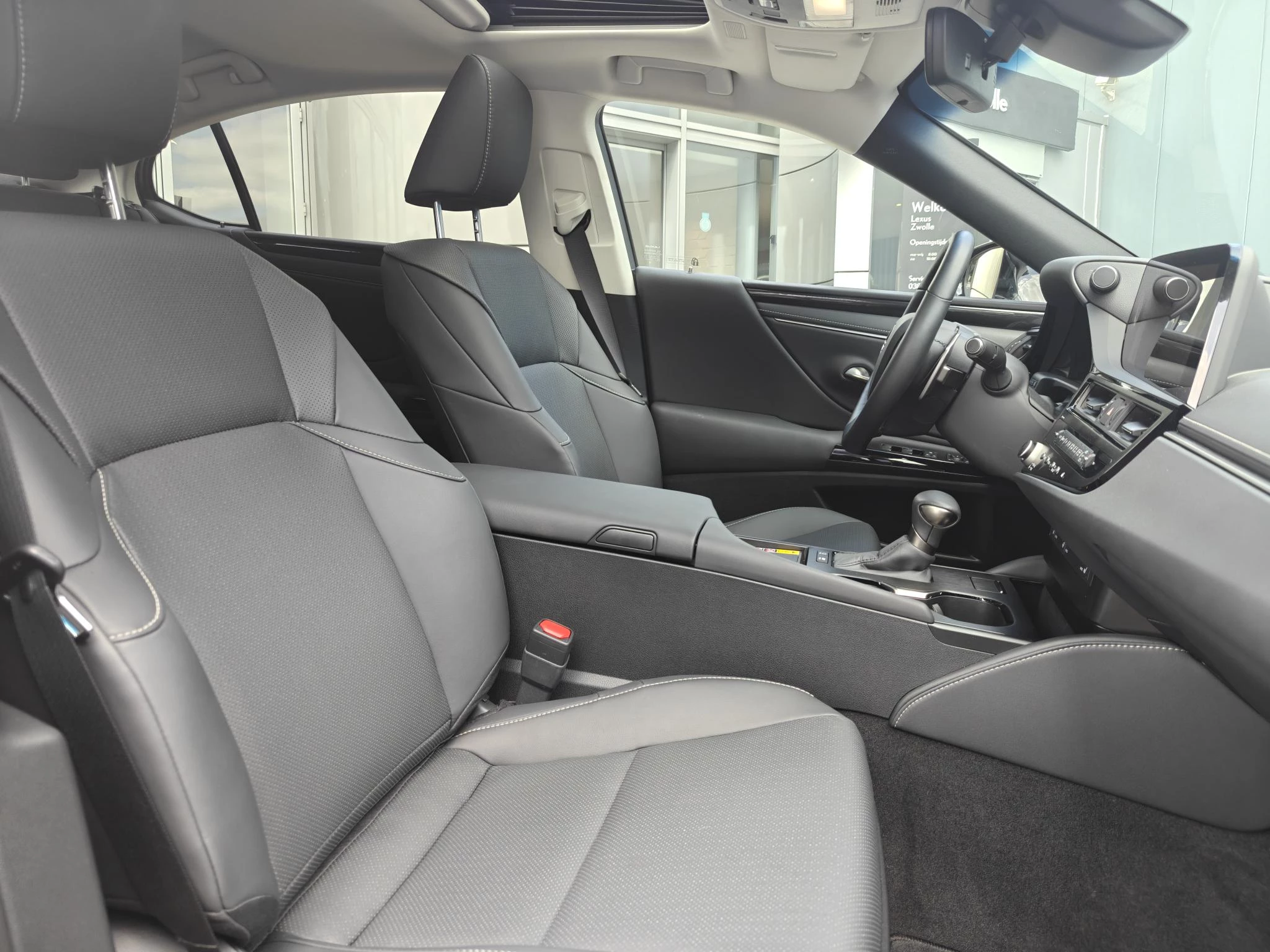Hoofdafbeelding Lexus ES