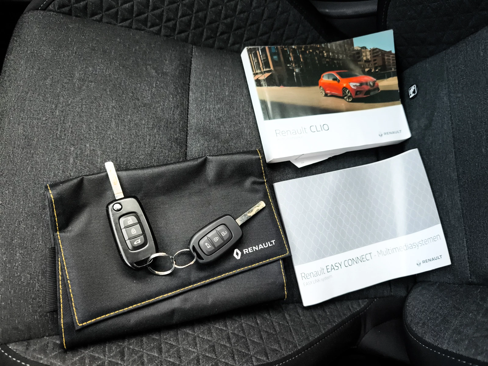 Hoofdafbeelding Renault Clio