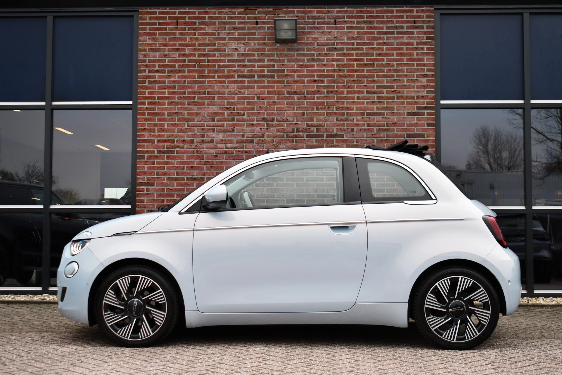 Hoofdafbeelding Fiat 500C